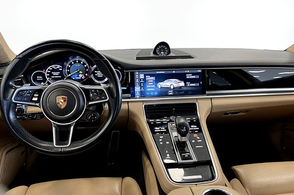 Porsche Panamera 4 4 of 14