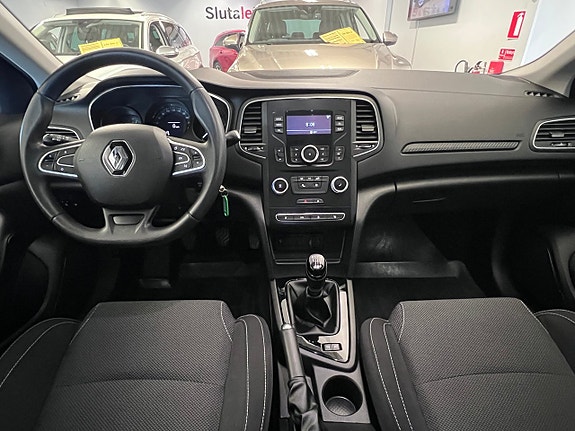 Renault Megane 14 of 19