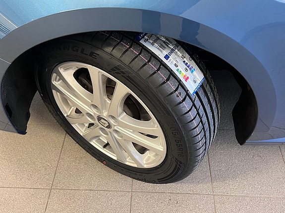 Renault Megane 2 of 19
