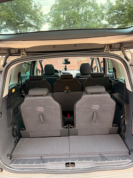 Peugeot 5008 15 of 16