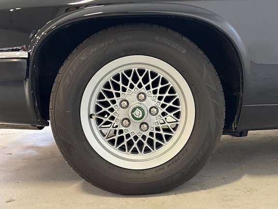 Jaguar XJS 8 of 18