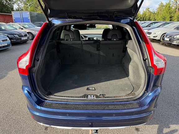 Volvo XC60 23 of 24
