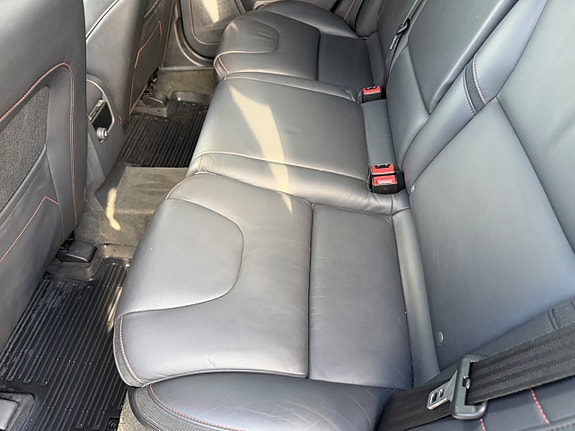 Volvo XC60 13 of 24