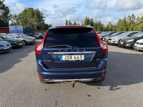 Volvo XC60 4 of 24