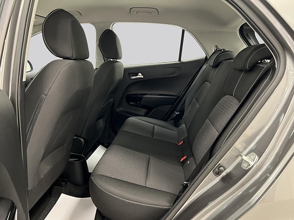 Kia Picanto 9 of 20