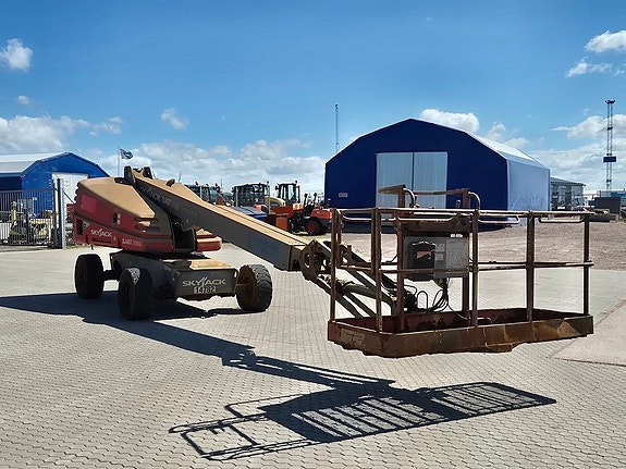 SkyJack SJ 45T / Bomlift /Diesel / Arbetshöjd: 15,6m 9 of 12
