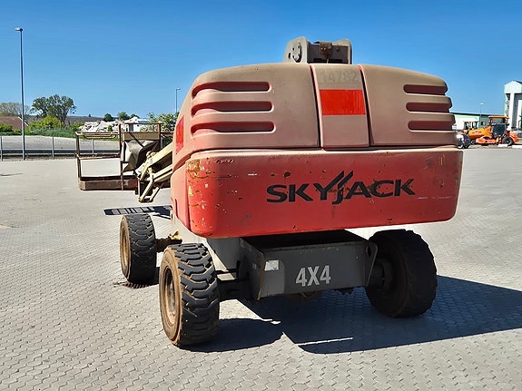 SkyJack SJ 45T / Bomlift /Diesel / Arbetshöjd: 15,6m 3 of 12