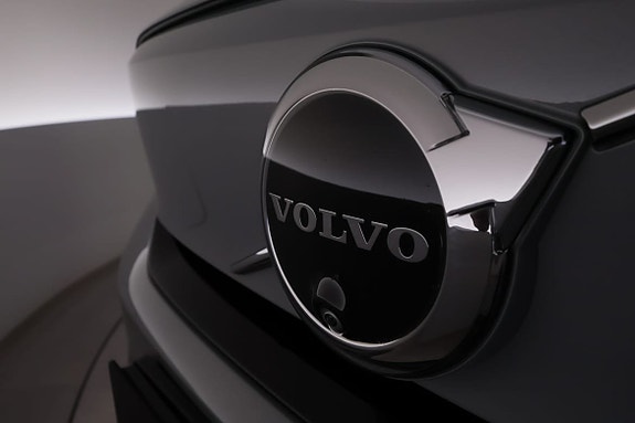 Volvo EX40 10 of 22