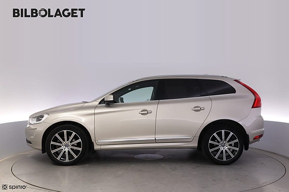 Volvo XC60 5 of 21