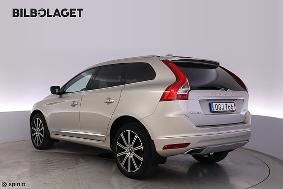 Volvo XC60 4 of 21