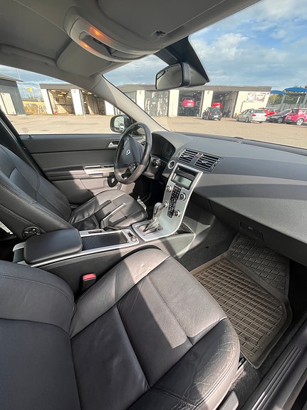 Volvo V50 7 of 10