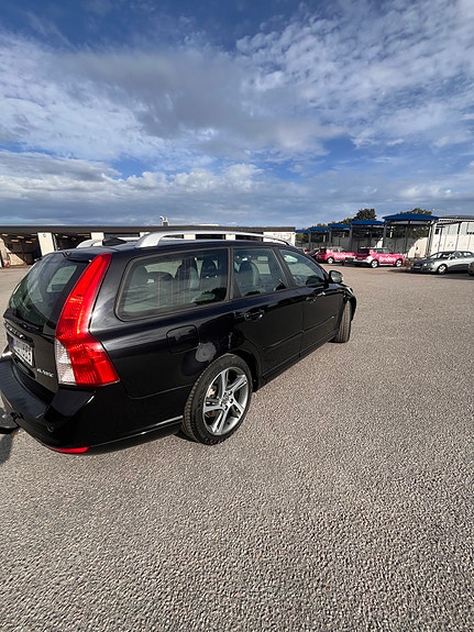 Volvo V50 9 of 10