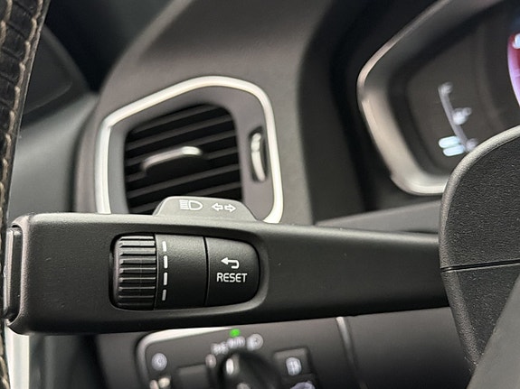 Volvo V60 22 of 26