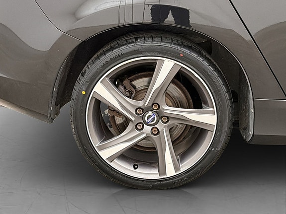Volvo V60 25 of 26