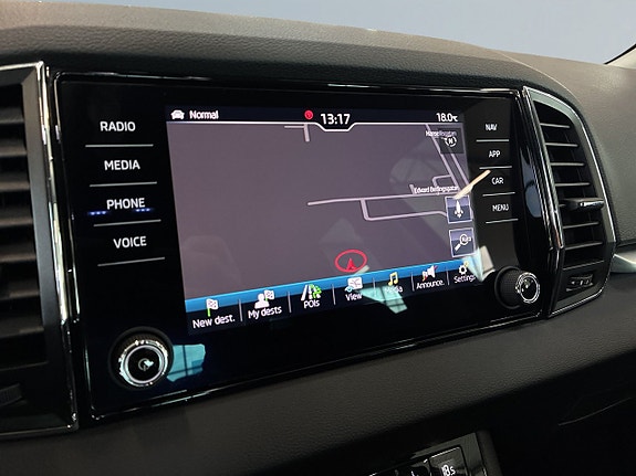 Skoda Karoq 15 of 27