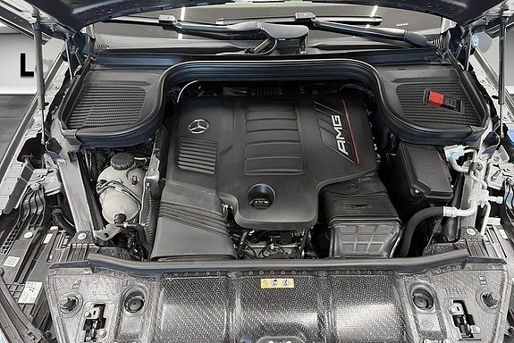 Mercedes-Benz GLE53 17 of 19