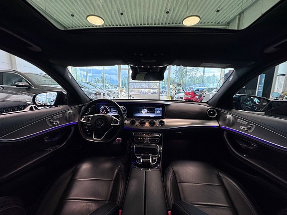Mercedes-Benz E250 13 of 30