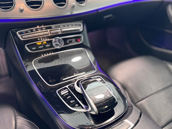 Mercedes-Benz E250 24 of 30