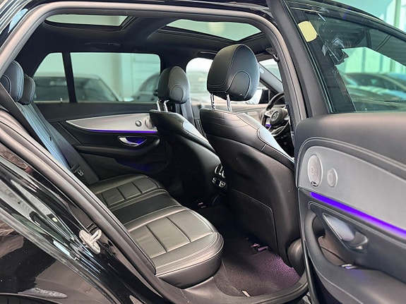 Mercedes-Benz E250 9 of 30