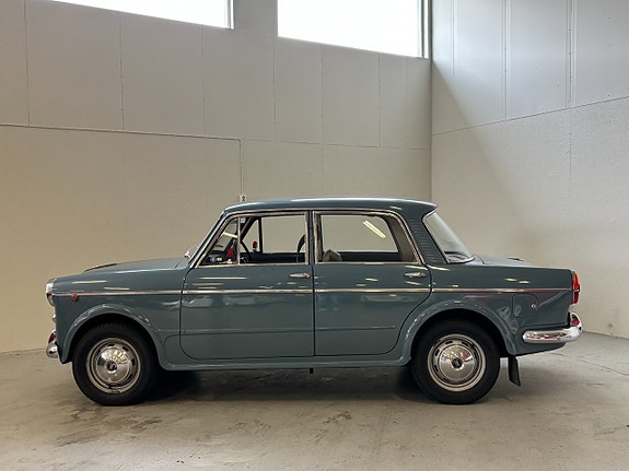 Fiat 1100 4 of 14