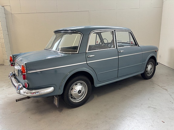 Fiat 1100 5 of 14