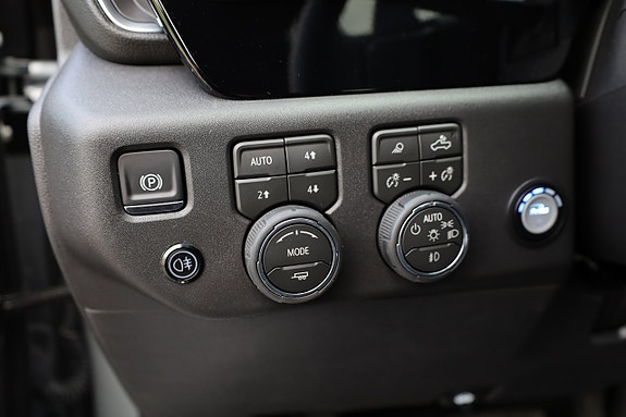 Chevrolet Silverado 1500 21 of 21
