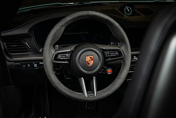 Porsche 911 14 of 30