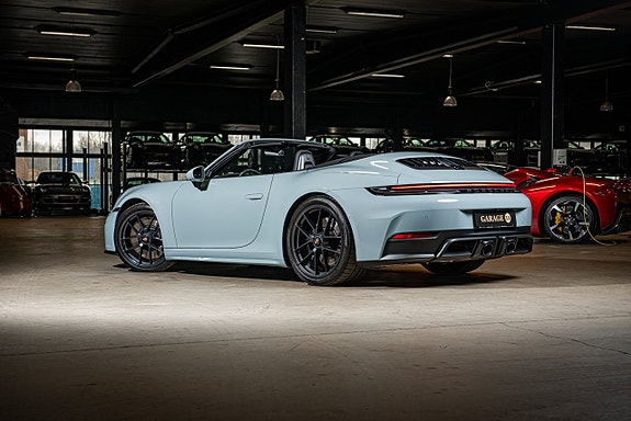 Porsche 911 5 of 30