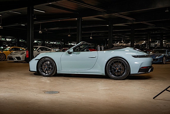 Porsche 911 3 of 30