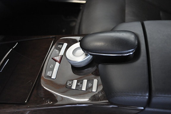 Mercedes-Benz S400 14 of 19