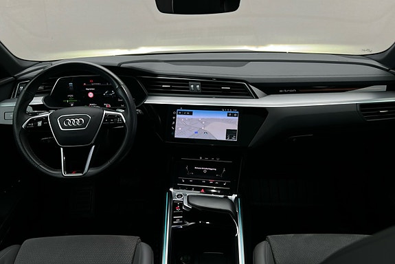 Audi e-tron 3 of 3