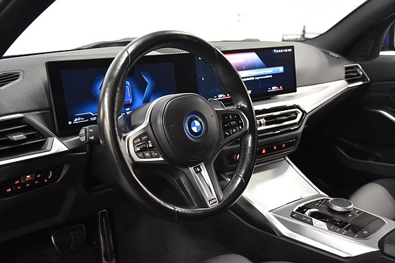 BMW 330e 9 of 23
