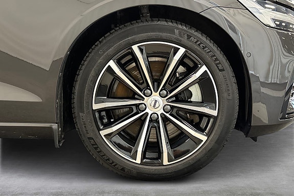 Volvo V60 14 of 24
