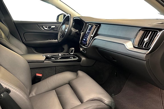 Volvo V60 10 of 24