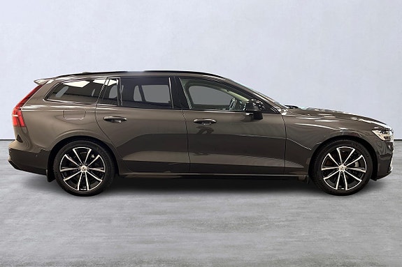 Volvo V60 3 of 24
