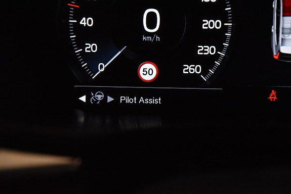 Volvo XC60 22 of 30