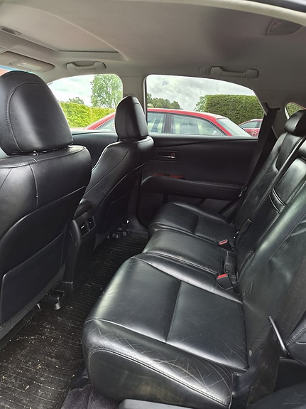 Lexus RX450h 6 of 8