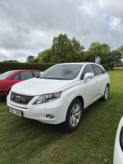 Lexus RX450h 4 of 8