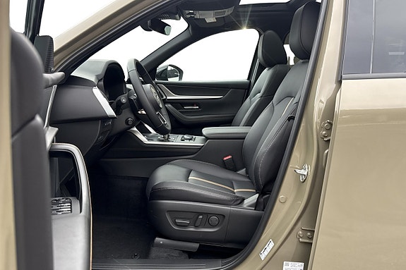 Mazda CX-60 13 of 30