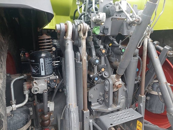 CLAAS Traktor Arion 550 CMatic 6 of 10