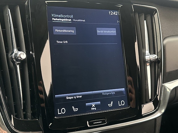 Volvo V90 23 of 30