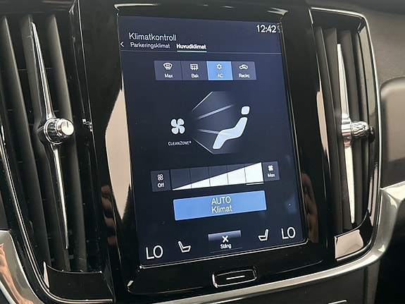 Volvo V90 24 of 30