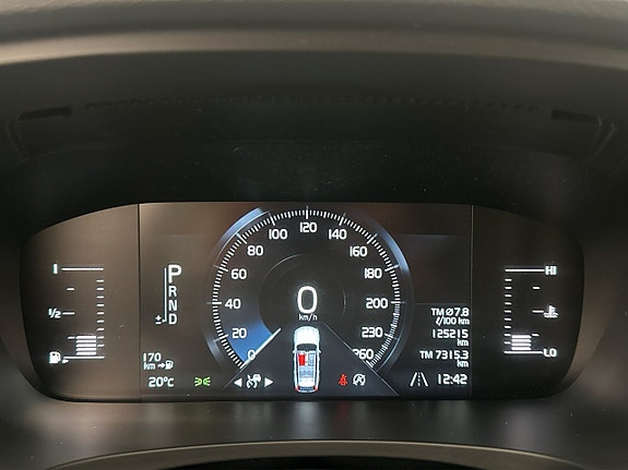 Volvo V90 16 of 30