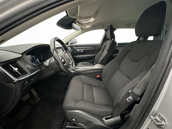 Volvo V90 12 of 30