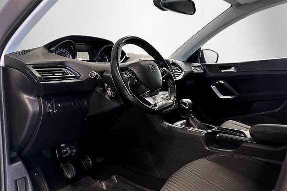 Peugeot 308 4 of 14