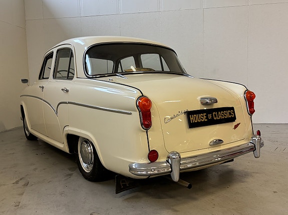 Austin Cambridge 7 of 19