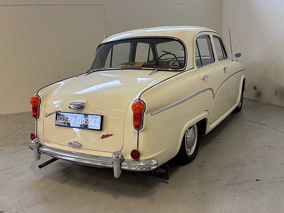 Austin Cambridge 5 of 19