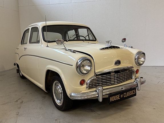 Austin Cambridge 3 of 19