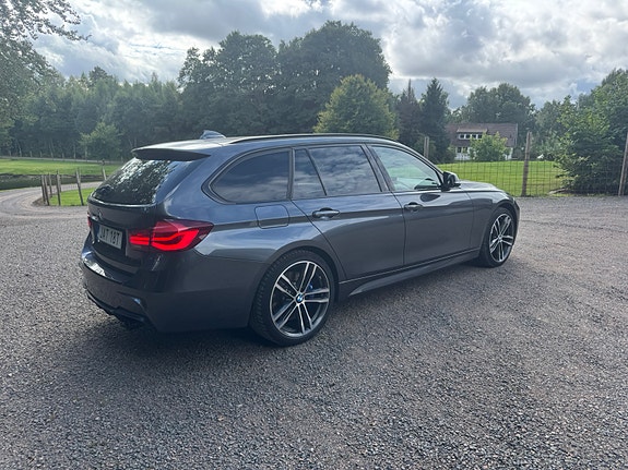 BMW 340i 3 of 9