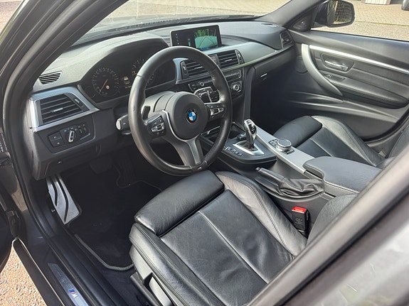 BMW 340i 5 of 9
